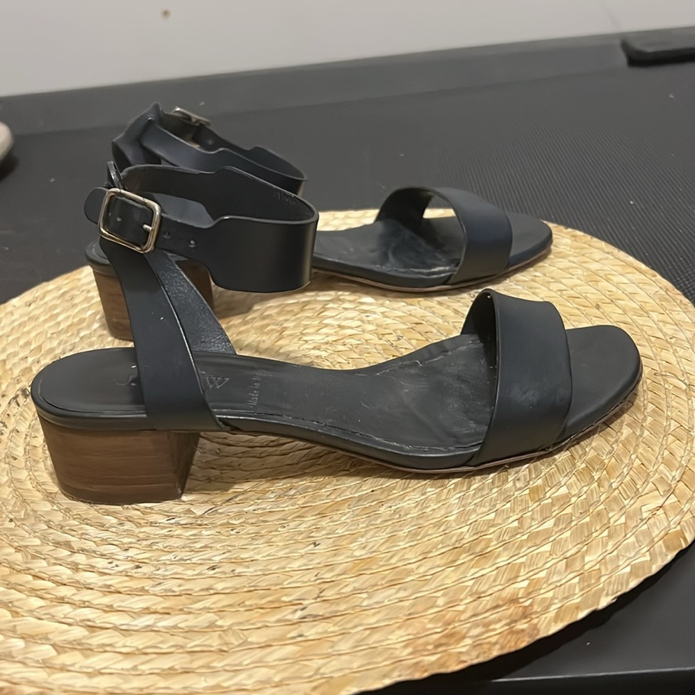 J.Crew Italy Made Navy Leather Sandals Size 6